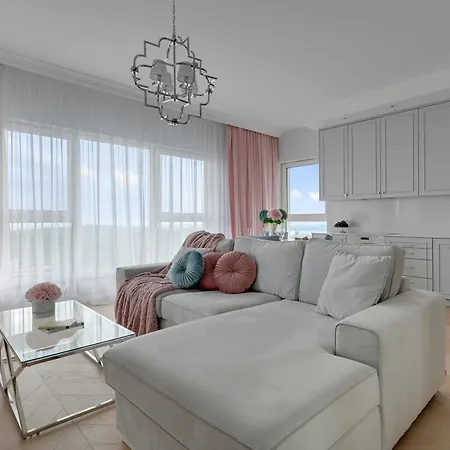 Magellana Glamour & Hill View By Downtown * Gdańsk