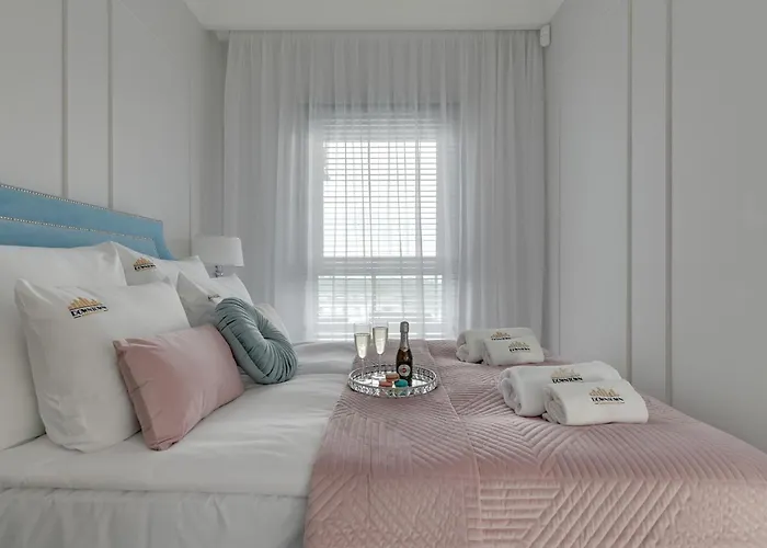 Apartment Magellana Glamour & Hill View By Downtown *