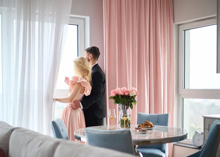 Magellana Glamour & Hill View By Downtown Apartament *