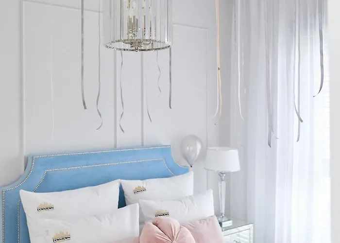 Magellana Glamour & Hill View By Downtown Apartament